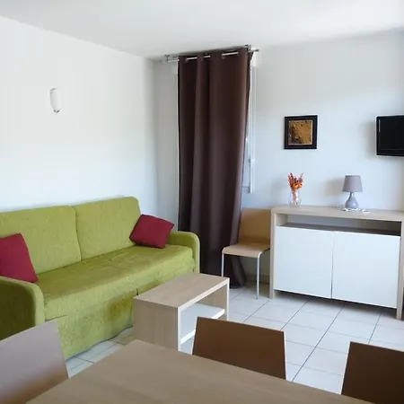 Chateau De Jouarres 2p4/5 Cabine Rezort *