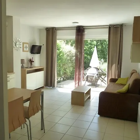 Chateau De Jouarres 2p4/5 Cabine